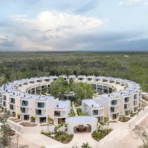 https://mistiq-villas.tulum-hotels.net